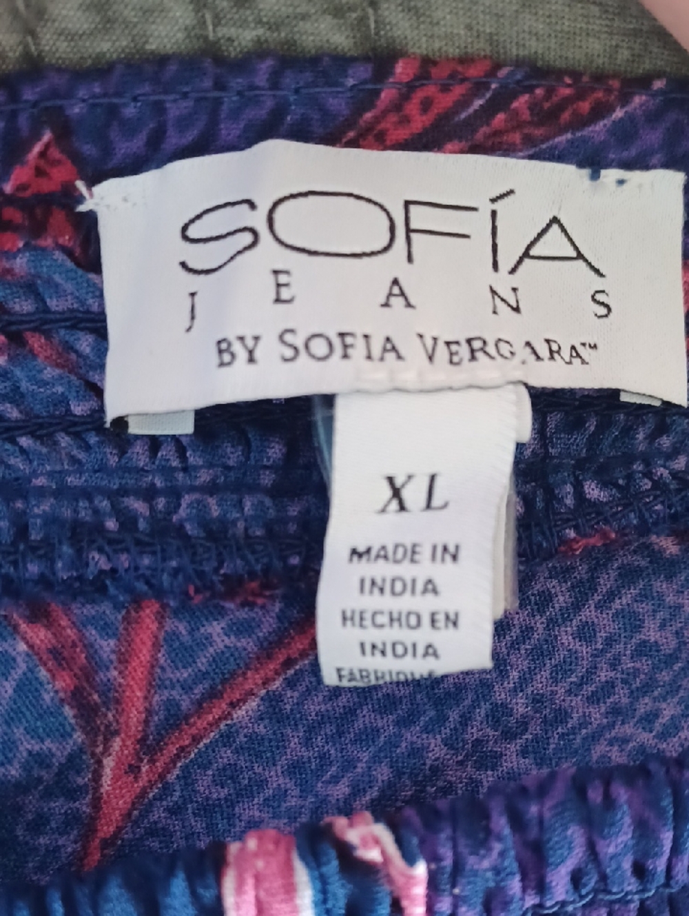 Sophia Jeans by Sophia Verga Smocked Peplum Top ** Size XL - Picture 7 of 8